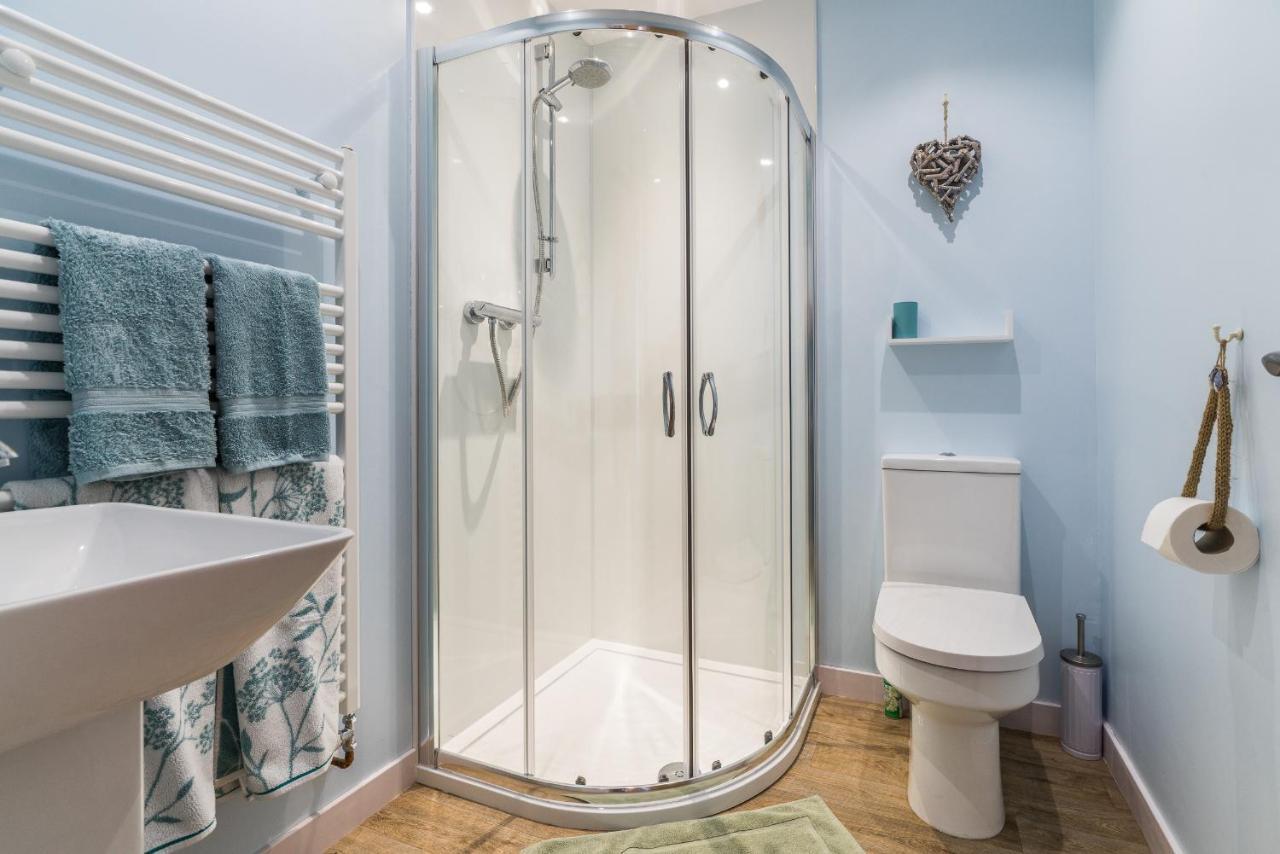 An Cois Na Mara Bed & Breakfast Laide Екстер'єр фото
